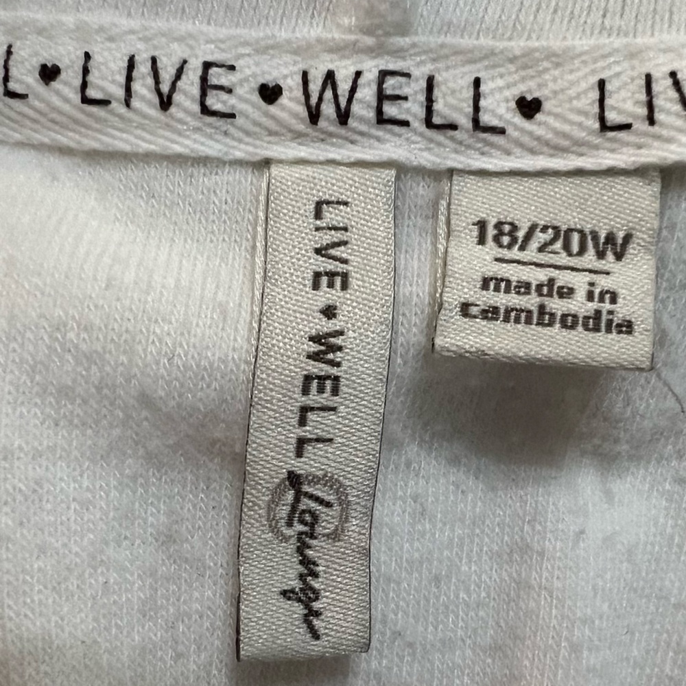 Live Well Lounge Cozy White Hooded Terry Cloth Capri Length Set. Size 18/20W. - Picture 2 of 14
